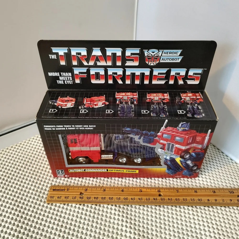 Hasbro transformers autobot